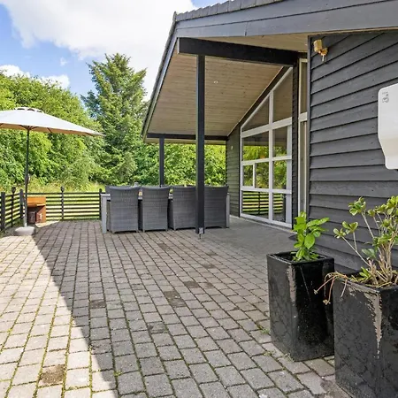 4 Bedroom Nice In *