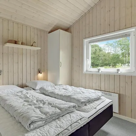 4 Bedroom Nice In