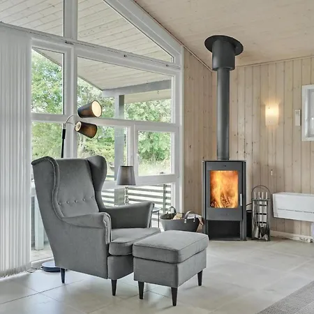度假居 4 Bedroom Nice In Oksbøl